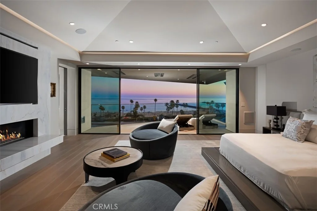 Photo of 2928 Ocean