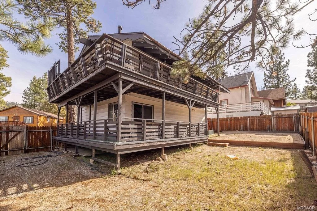Photo of 40348 Cliff Lane