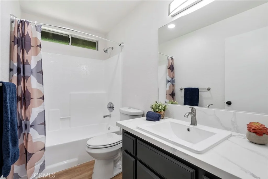 Photo of 700 W 2nd Street