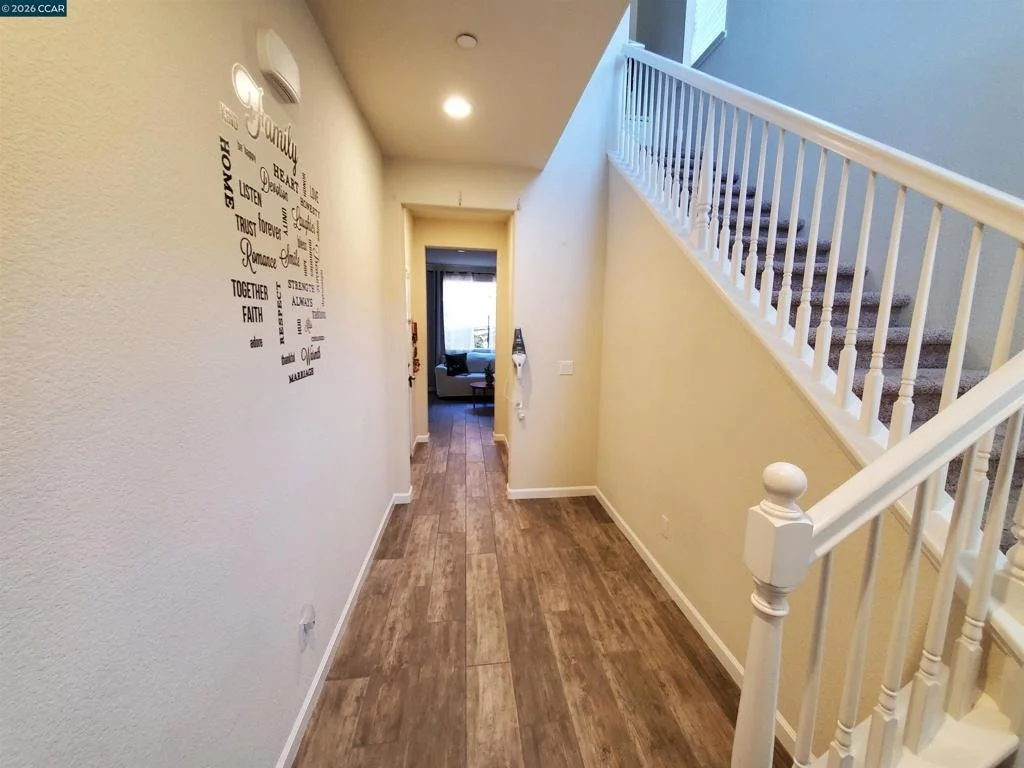 Photo of 3821 Lookout Dr