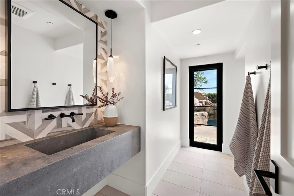 Photo of 8 Brittlestar Road