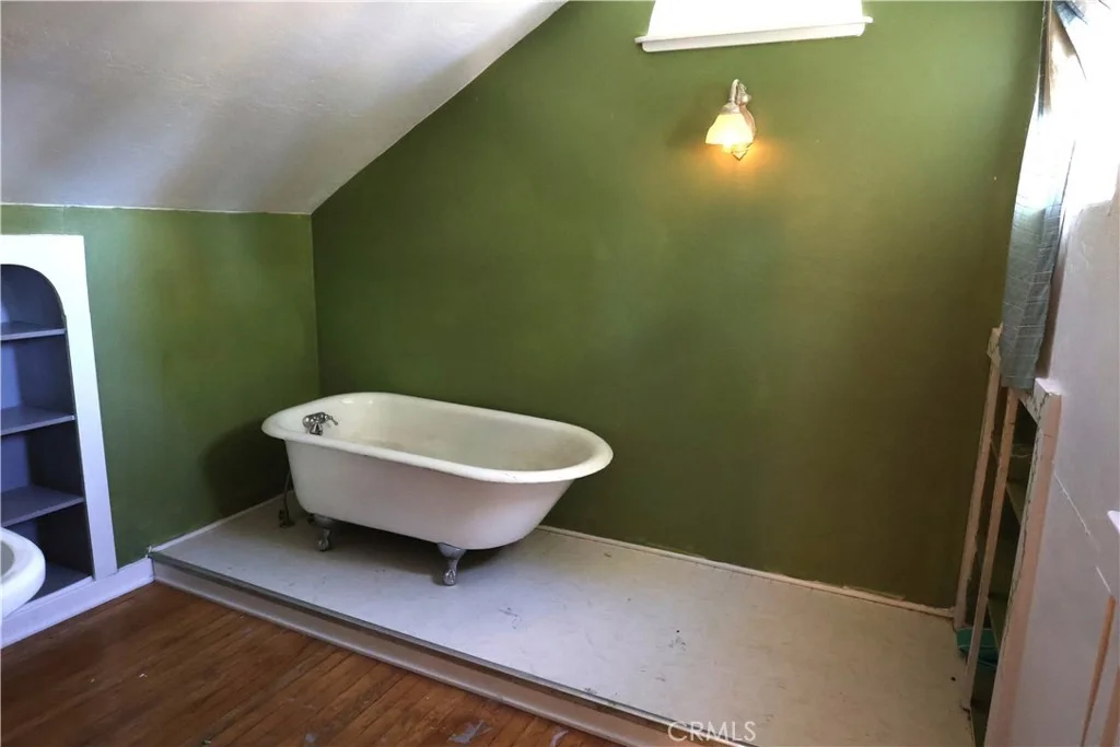 Photo of 409 4th St.