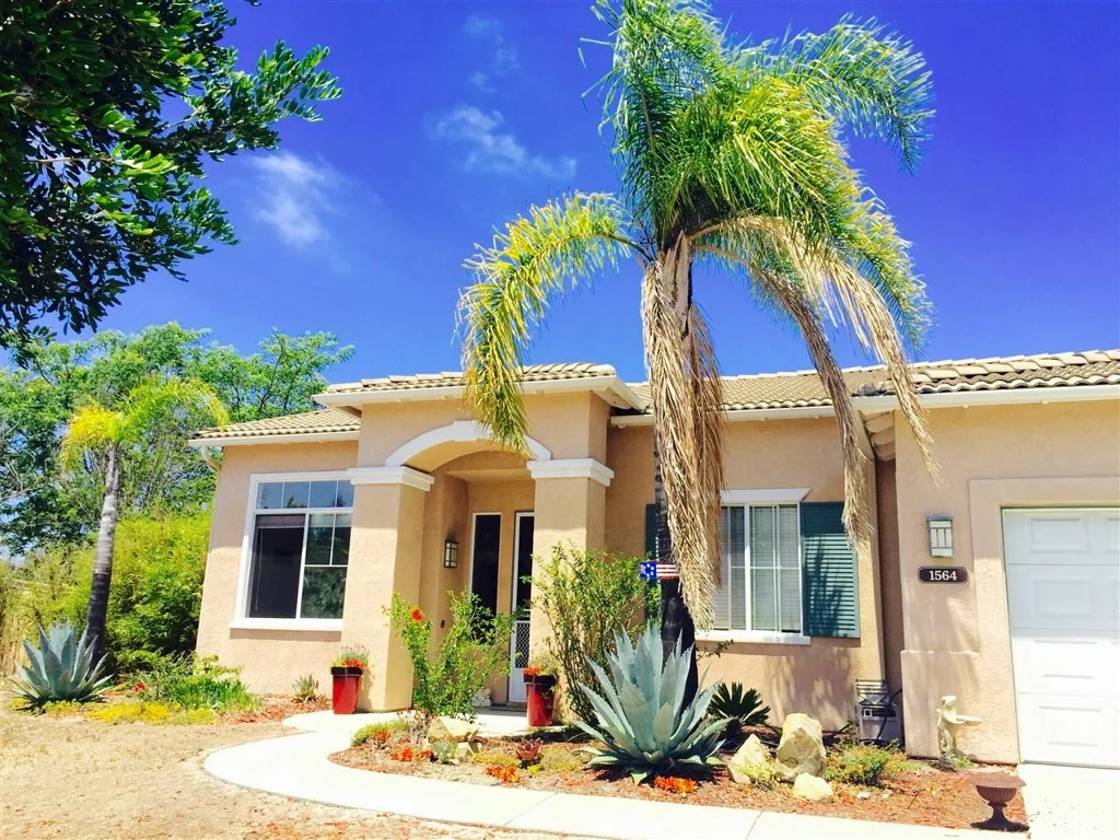 Photo of 1564 Whispering Palm Dr.