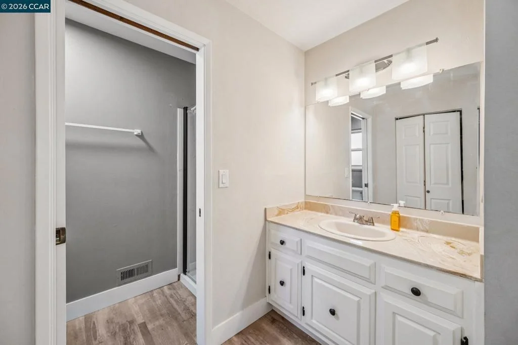 Photo of 20 Clairmont Pl