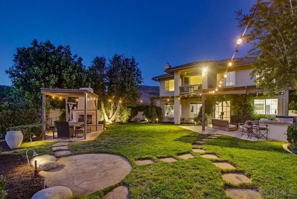 Photo of 2327 Orchard View Ln