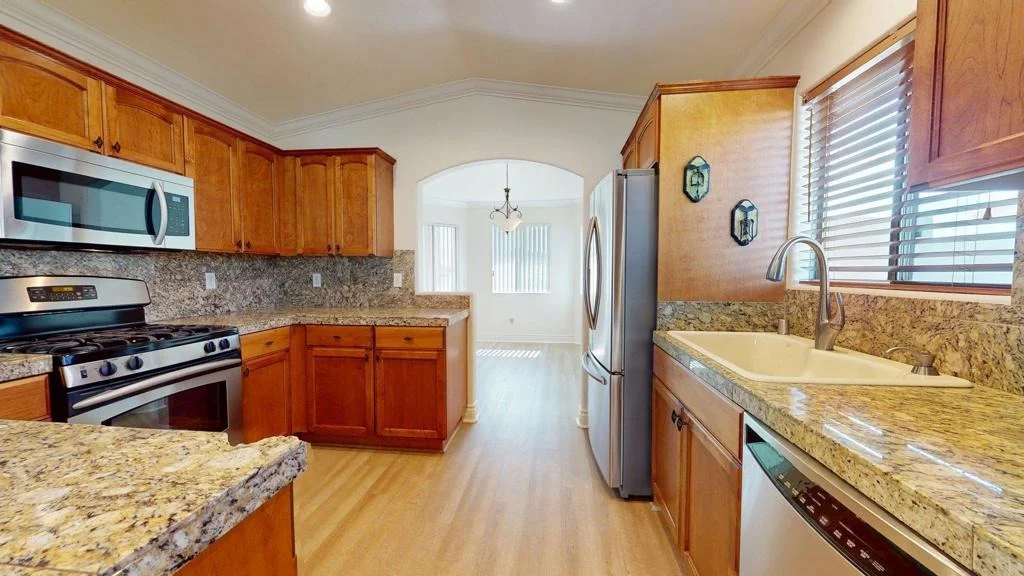 Photo of 41443 Balaclava Drive