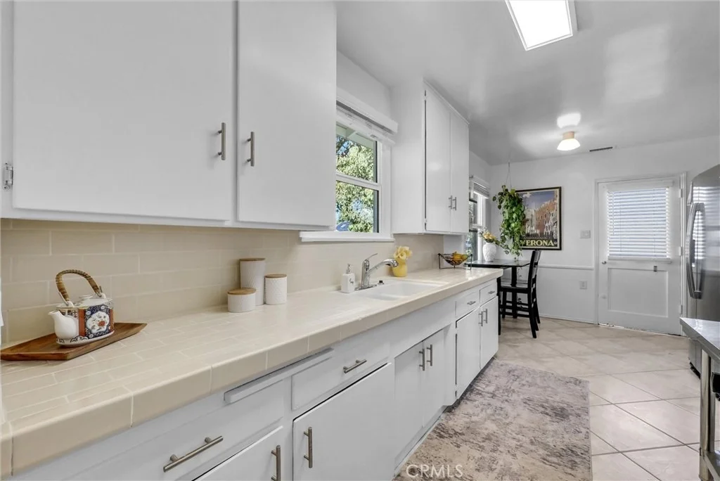 Photo of 1204 Riverside
