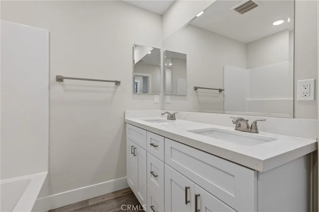 Photo of 9384 Martha Way
