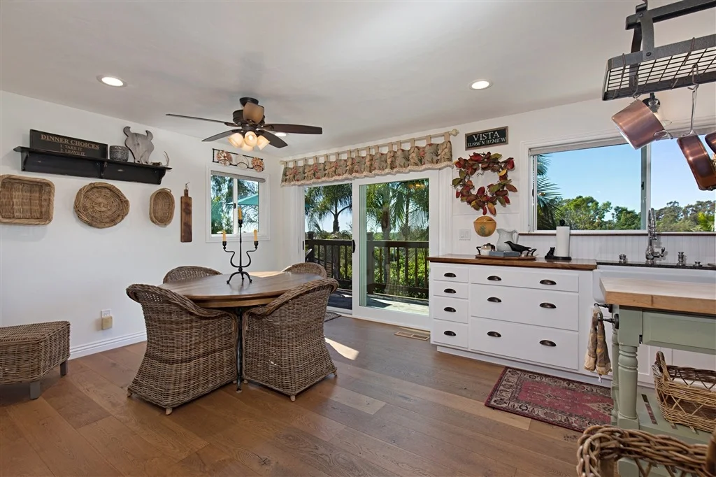 Photo of 837 Sunset Drive