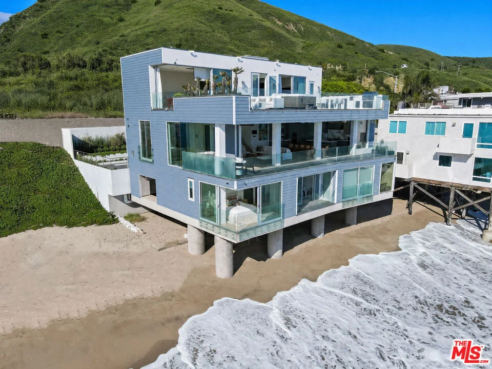 Photo of 26122 Pacific Coast Highway