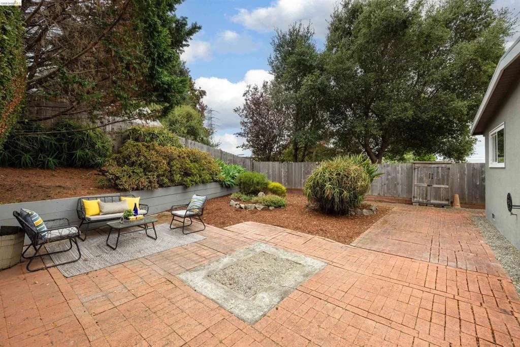Photo of 7408 Park Vista