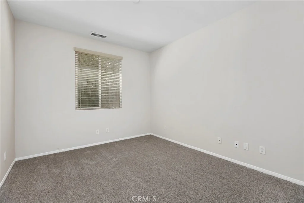 Photo of 34 Shoreline Drive