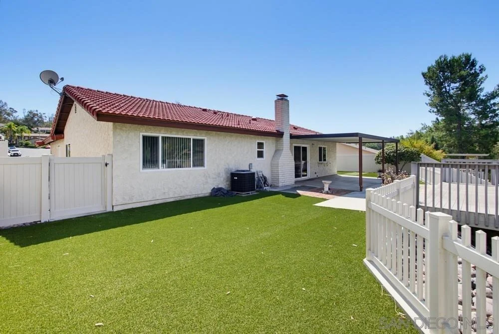 Photo of 2499 Windmill View Road