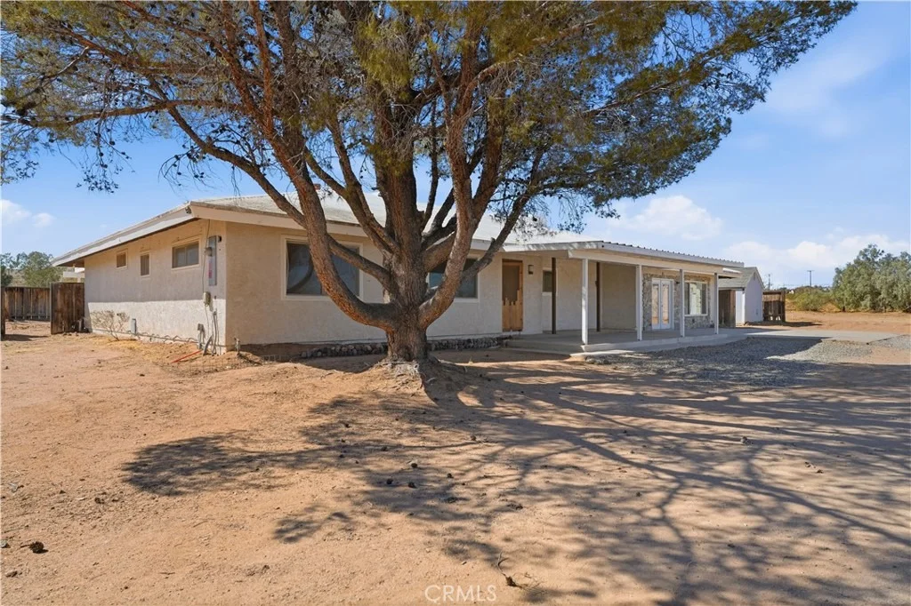 Photo of 1749 S Valley View Drive