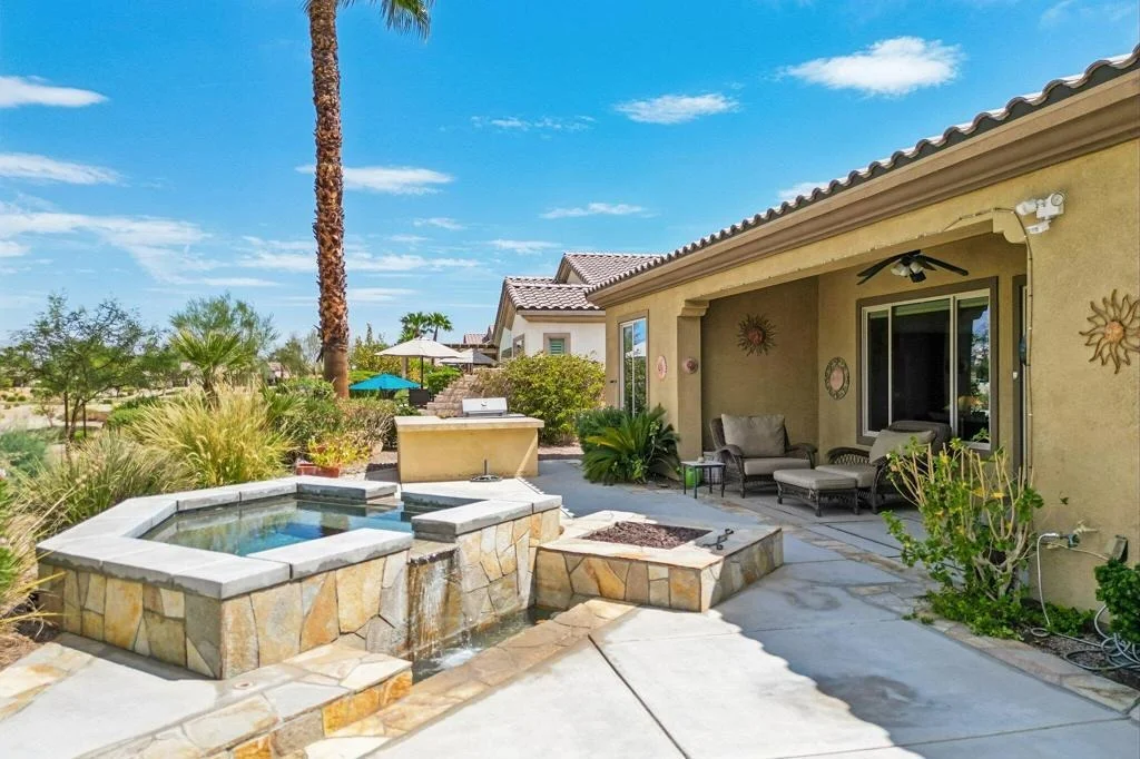 Photo of 81216 Avenida Colonias