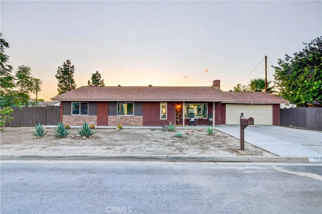 Photo of 26201 Camas