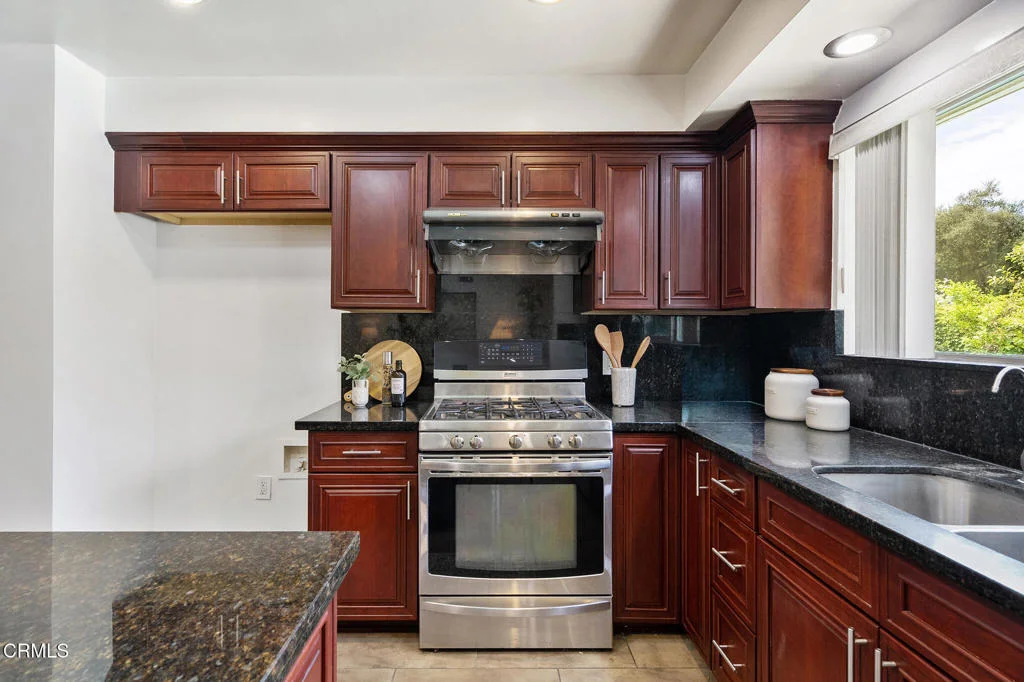 Photo of 1105 Alhambra Road