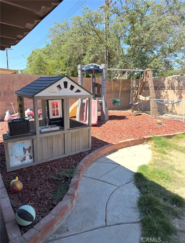 Photo of 915 Marlyce