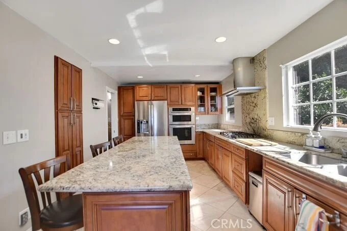 Photo of 422 W Ada Avenue