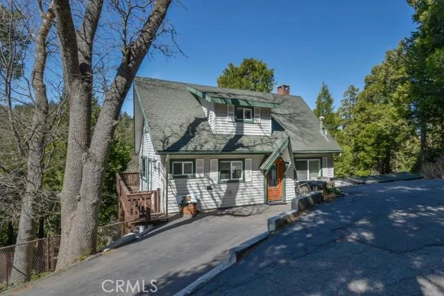 Photo of 231 Crest Circle