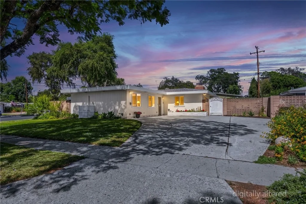 Photo of 1012 Maertin Lane