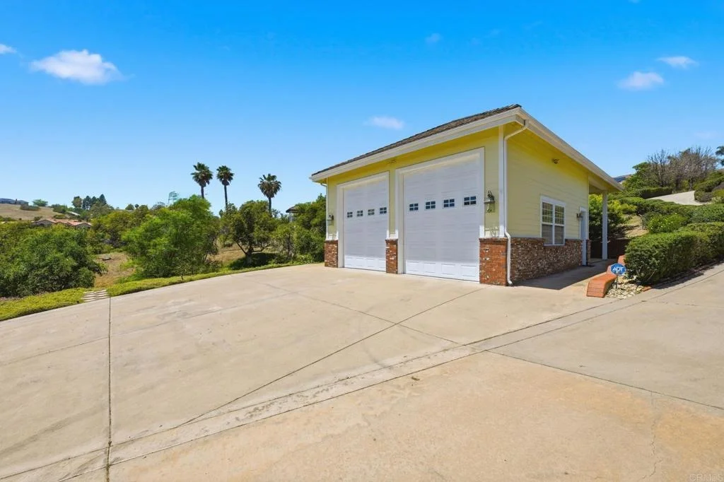 Photo of 2292 Dos Lomas