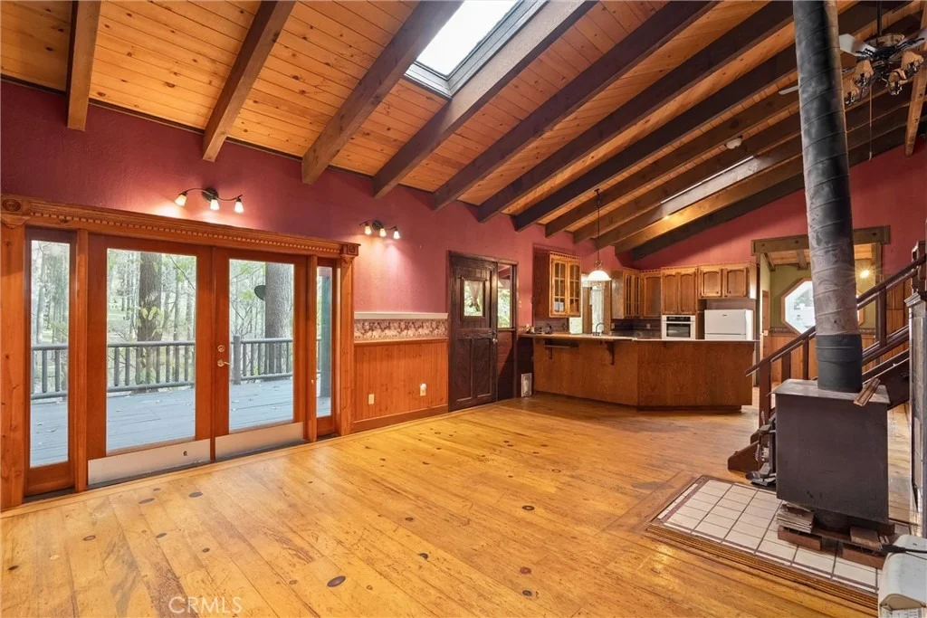 Photo of 14474 Carnegie