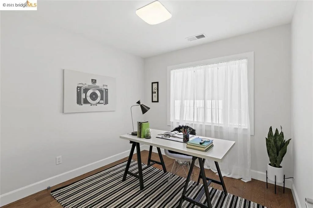 Photo of Unit C at 2014 Hearst Ave