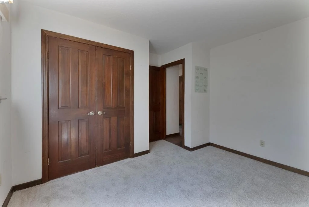 Photo of 20425 Brook Dr.
