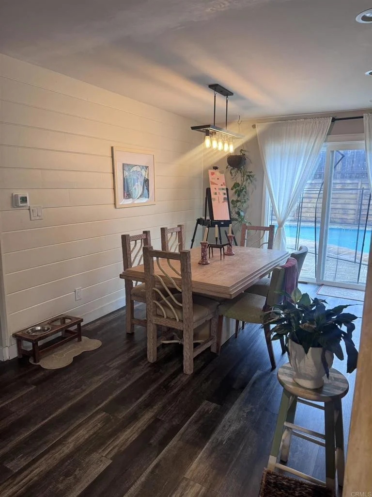 Photo of 1660 Meadow Road