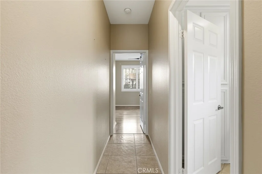 Photo of 740 Bahama