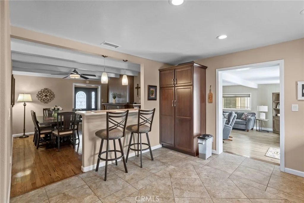 Photo of 1382 N Ukiah