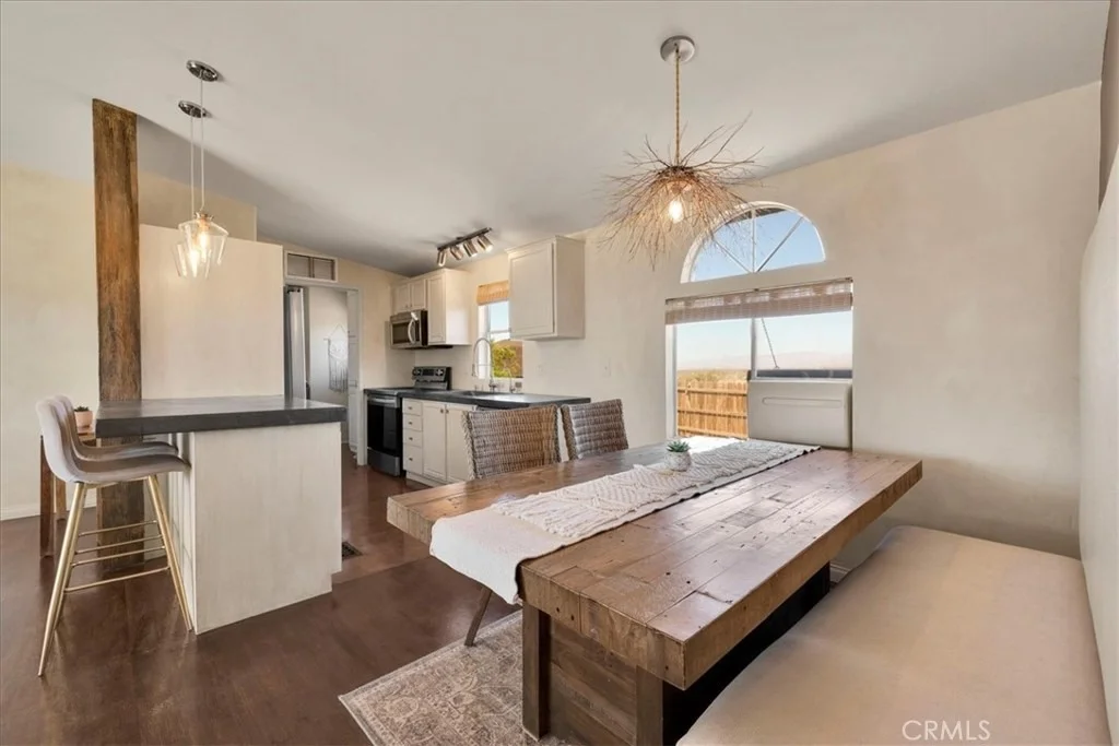 Photo of 60707 Sonora Road