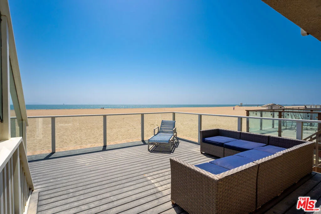Photo of 305 Ocean Drive