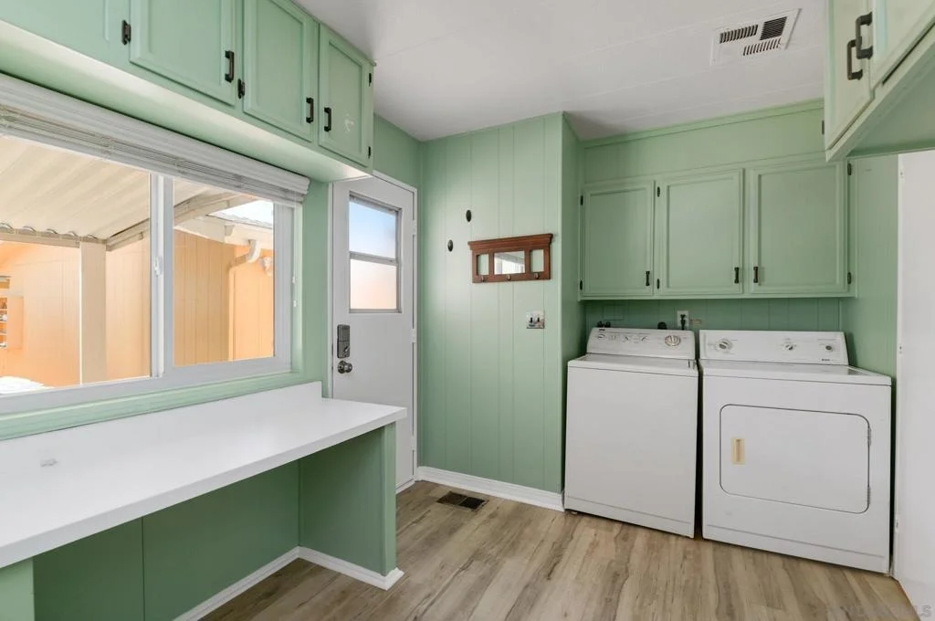 Photo of 1486 Puritan