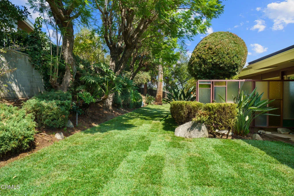 Photo of 1580 Old House Road