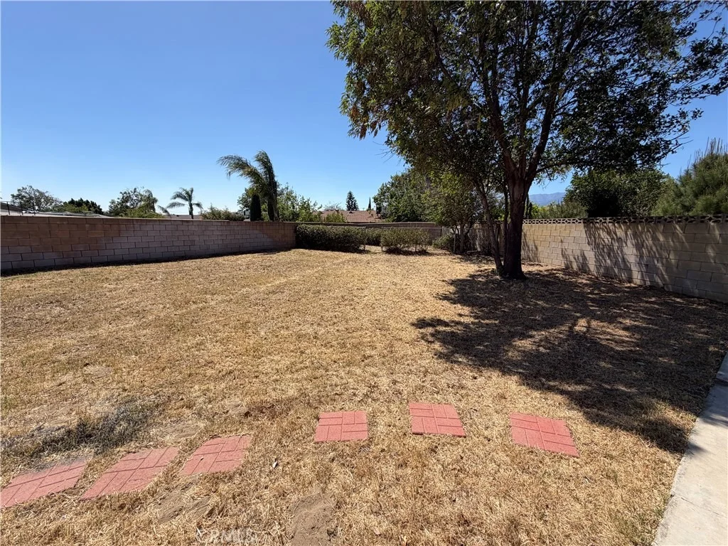 Photo of 15820 Rainbow Drive