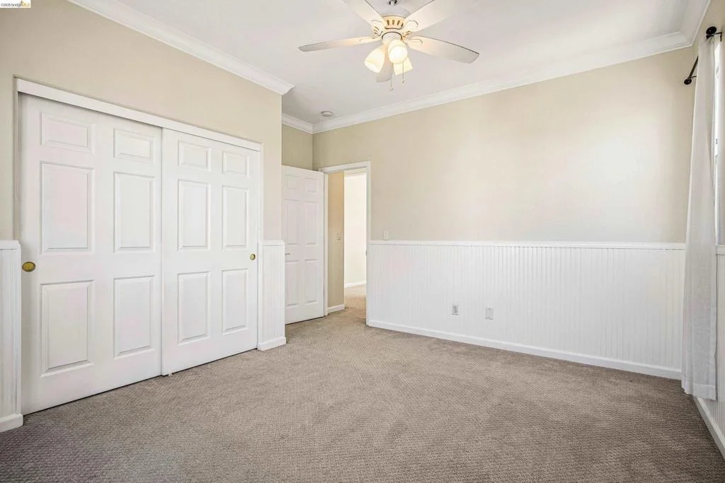 Photo of 2698 Jackson Ave