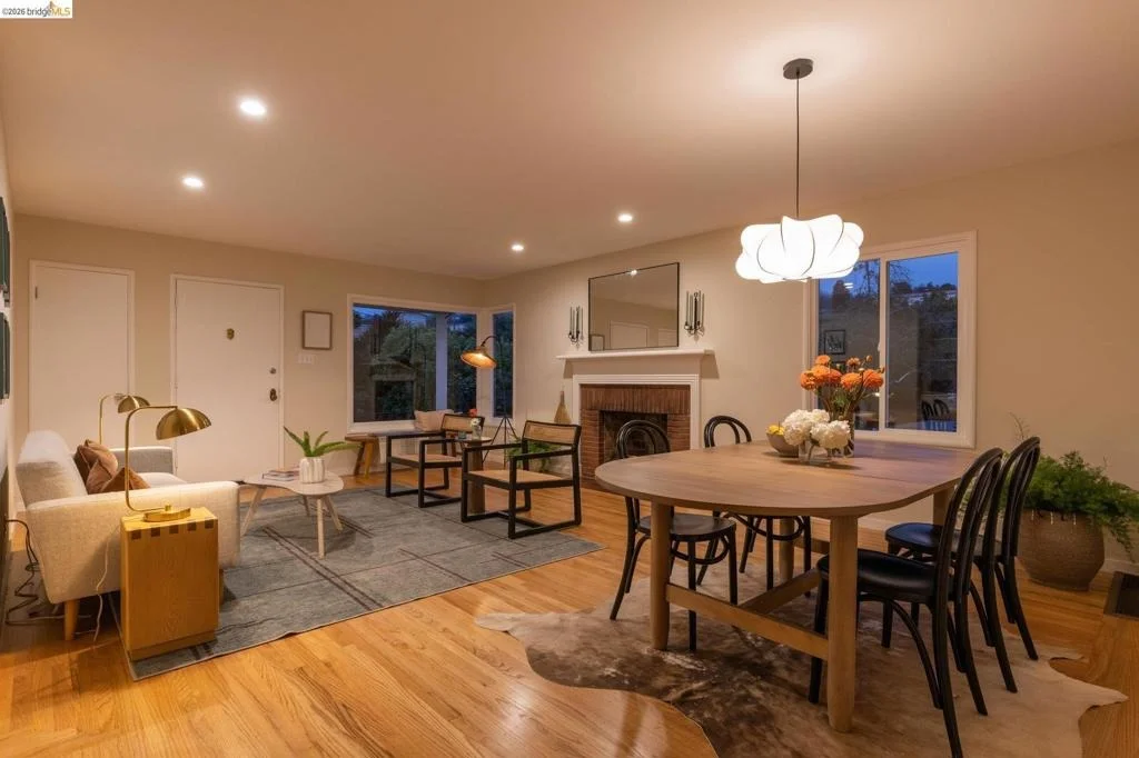 Photo of 7232 Lincoln Ave