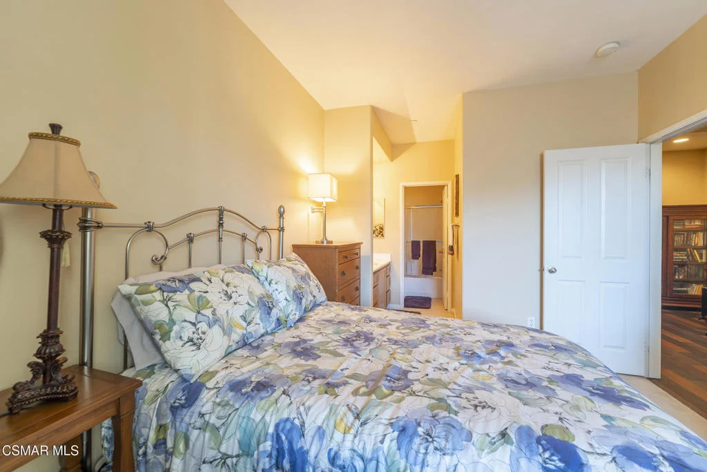 Photo of Unit B at 2916 Esperanza Way