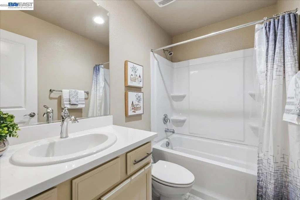 Photo of 4398 Healdsburg Way