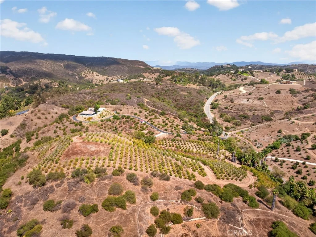 Photo of 16 Terreno