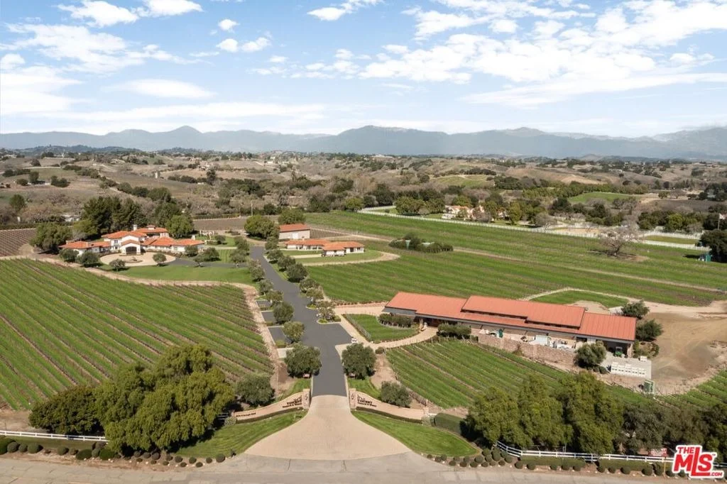 Photo of 2370 N Refugio Road