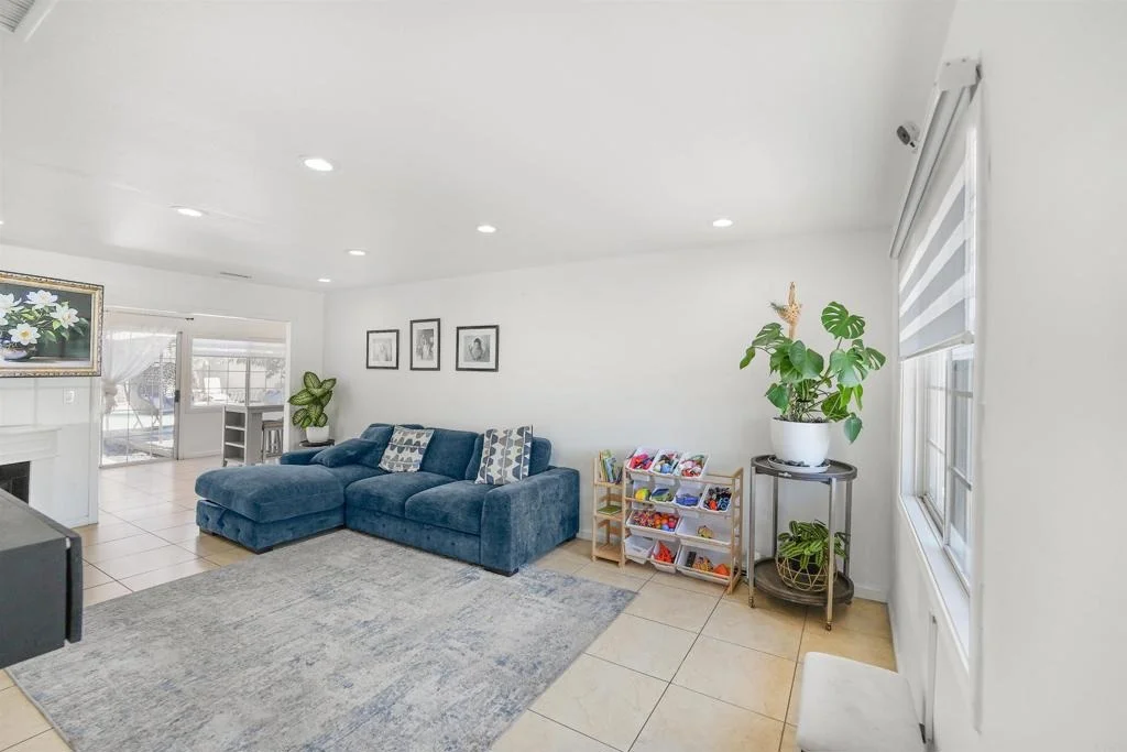 Photo of 3974 Daves Way