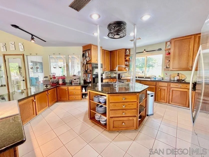 Photo of 5346 Grandridge Rd