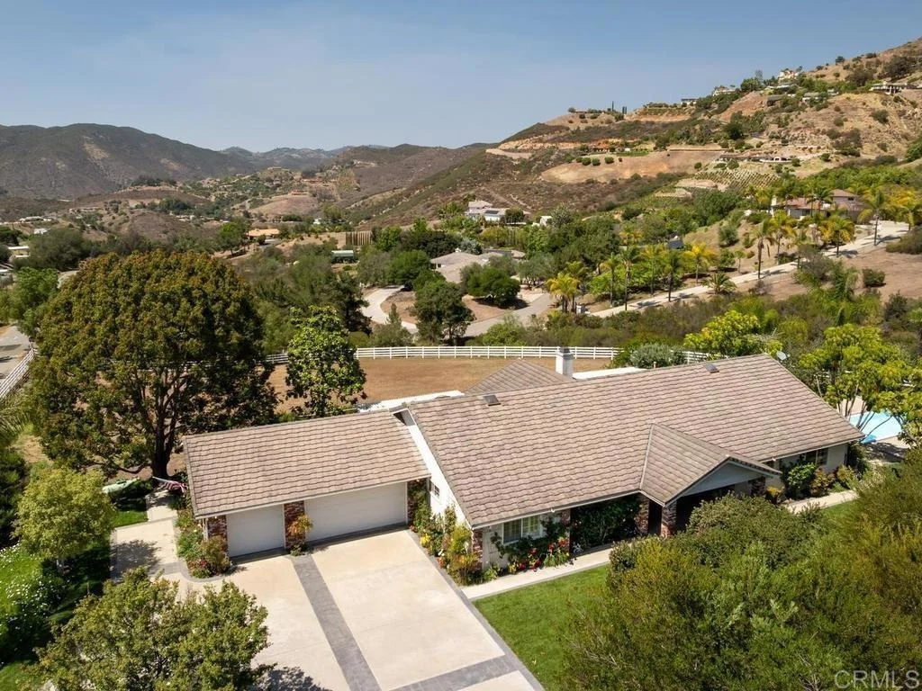 Photo of 1453 Margarita Glen