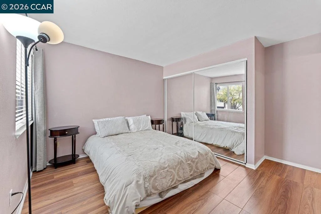 Photo of 2189 Lakeview