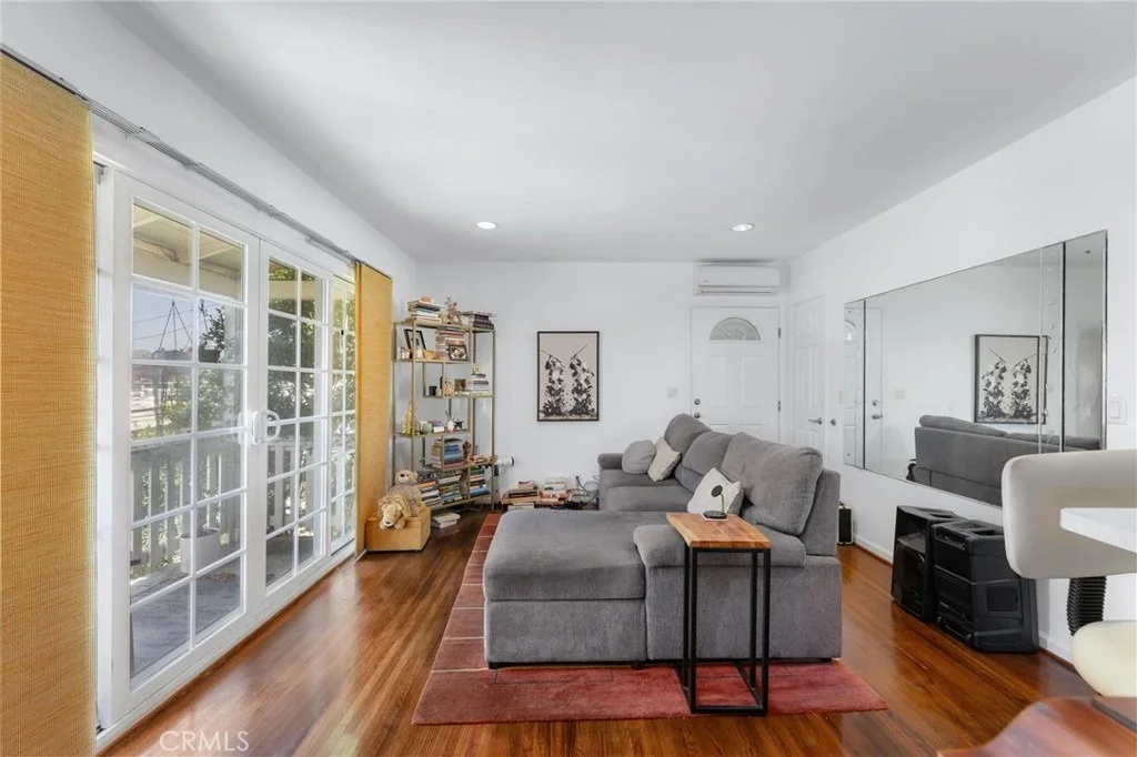 Photo of 240 Hampton Drive