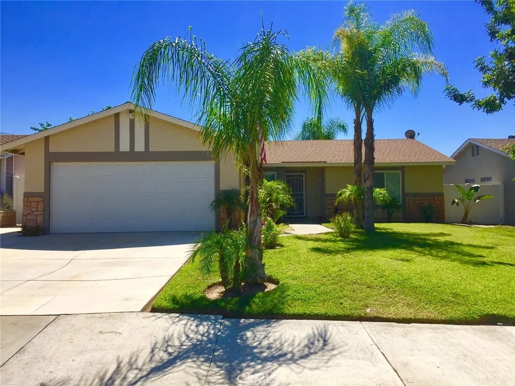 Photo of 5815 Christopher Street