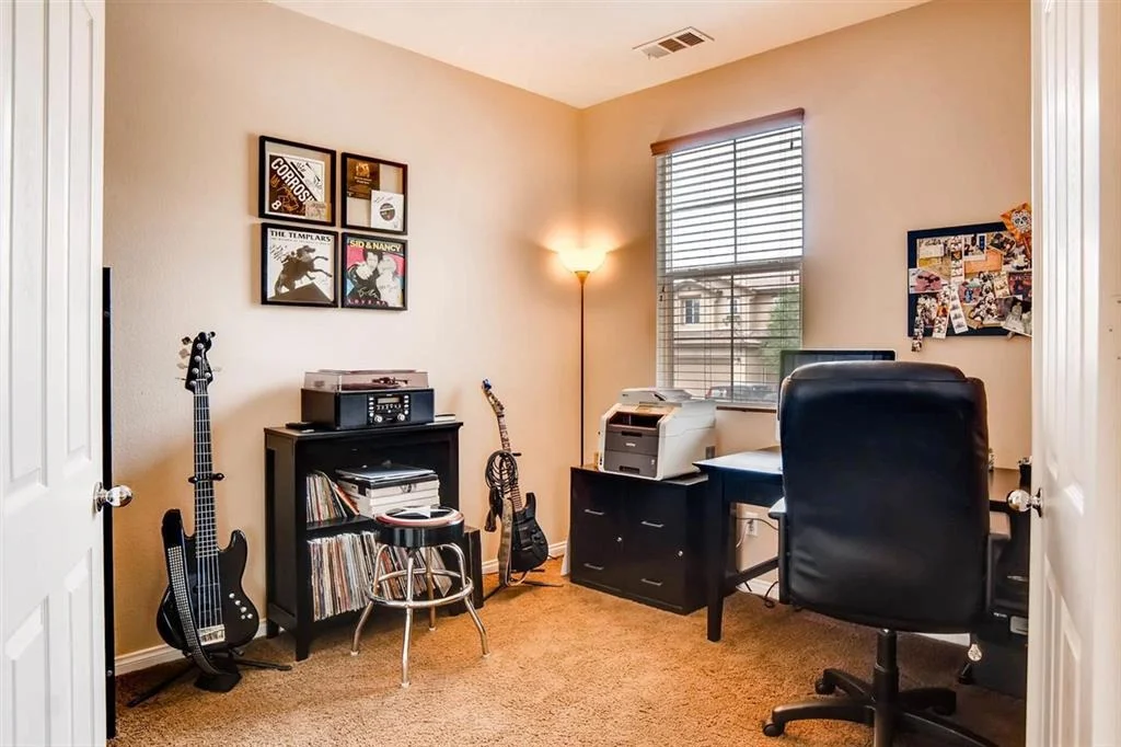Photo of 30404 Terrain Street